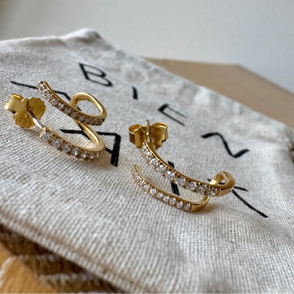 NWT! | MADEWELL Demi-Fine Pavé Double Hoop Earrings, 14k Gold - Picture 6 of 15